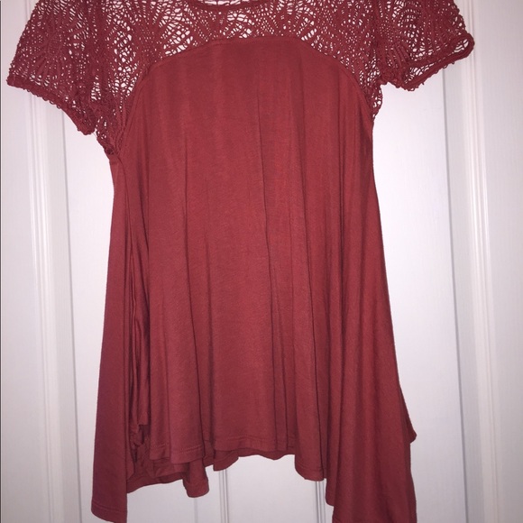 Altar’d State shirt - Picture 2 of 2